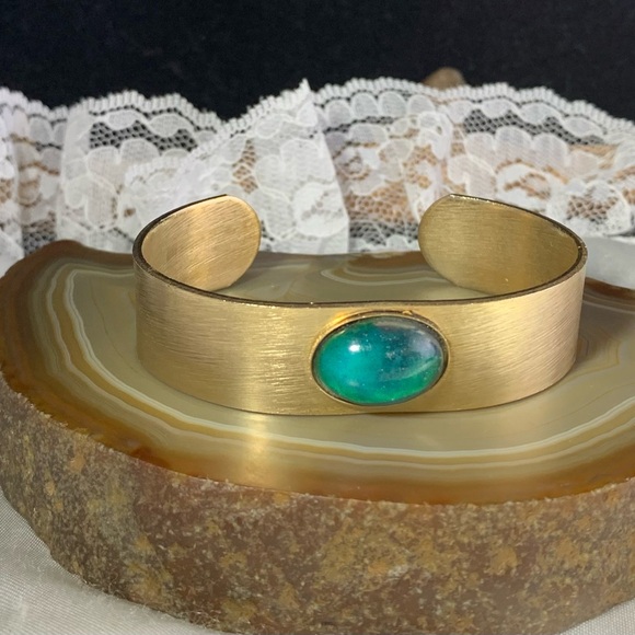 Unique Vintage Gold Cuff Bracelet Mood Bracelet - Picture 1 of 6